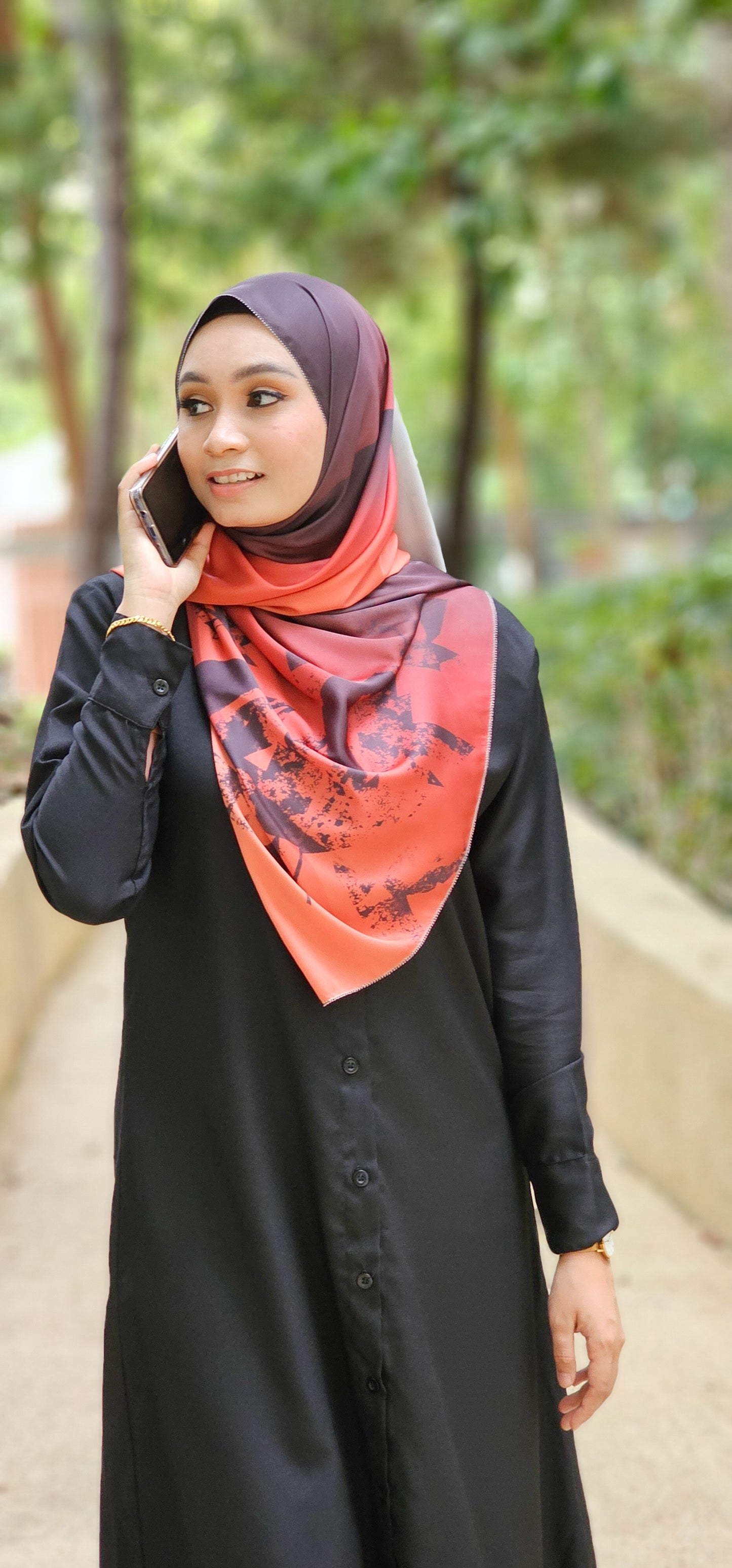 SWD Shawls Nature Collection (Misty Red)