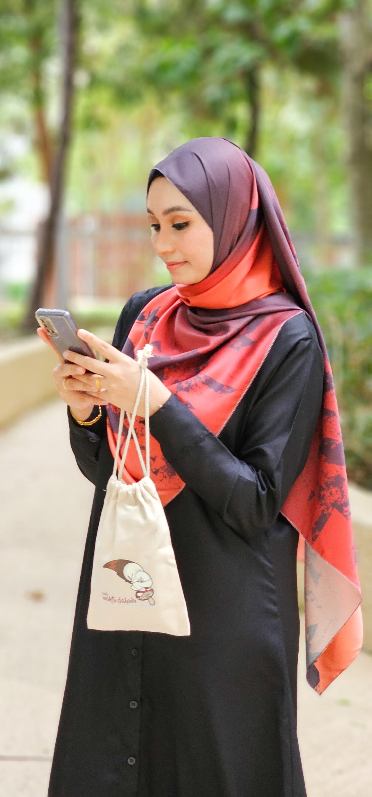 SWD Shawls Nature Collection (Misty Red)